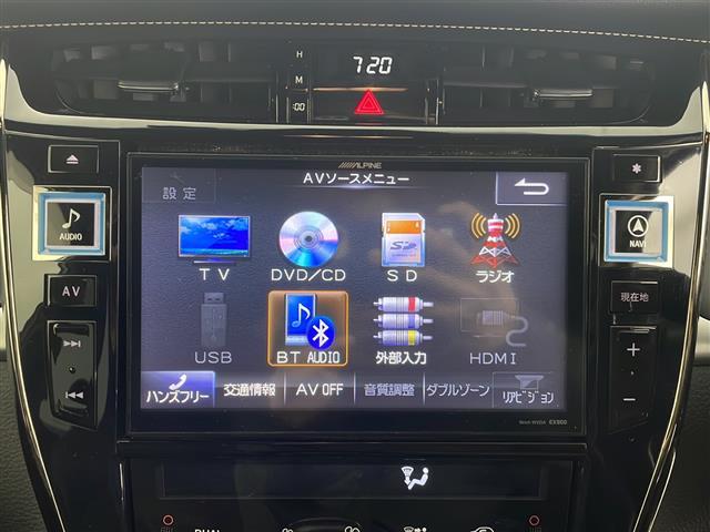 プレミアム　アルパイン９型ナビ　トヨタセーフティセンス　パワーバックドア　ＥＴＣ　ハーフレザーシート　運転席パワーシート　レーダークルーズコントロール　クリアランスソナー　ドラレコ　ＬＥＤライト　１８アルミ　禁煙(4枚目)