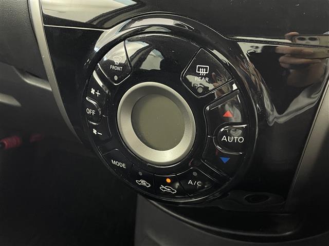 ノート Ｘ　ＤＩＧ－Ｓ　Ｖセレクション＋セーフティ　エマージェンシーブレーキ　純正ナビ　フルセグＴＶ　バックカメラ　車線逸脱防止支援　インテリジェントキー　プッシュスタート　スペアキー　ＬＥＤヘッドライト　オートライト　スーパーチャージャー　禁煙車（6枚目）