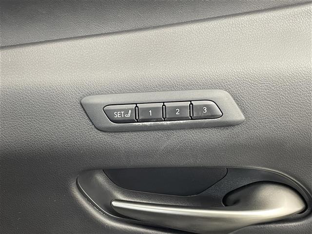 UX UX250h バージョンC パノラミックビューモニター BSM 純正10.3型メーカーナビ 合皮シート シートヒーター ポジションメモリー機能付パワーシート 追従クルーズコントロール LEDヘッドライト ETC2.0 禁煙車(12枚目)