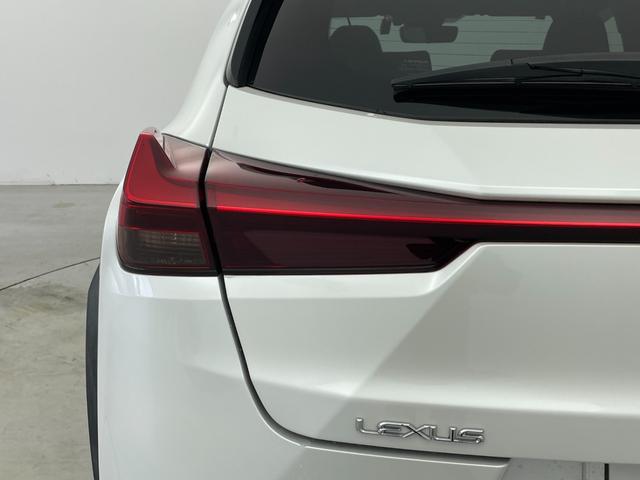 UX UX250h バージョンC パノラミックビューモニター BSM 純正10.3型メーカーナビ 合皮シート シートヒーター ポジションメモリー機能付パワーシート 追従クルーズコントロール LEDヘッドライト ETC2.0 禁煙車(61枚目)