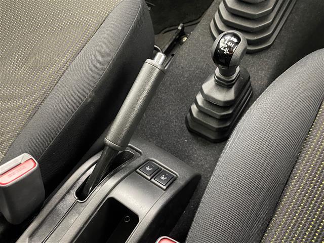 ジムニーシエラ ＪＣ　ケンウッド８インチナビ　フルセグＴＶ　バックカメラ　衝突軽減　クルーズコントロール　シートヒーター　ＬＥＤヘッドライト　バックソナー　ＥＴＣ　ミラー型ドライブレコーダー　スマートキー　４ＷＤ　禁煙車（16枚目）