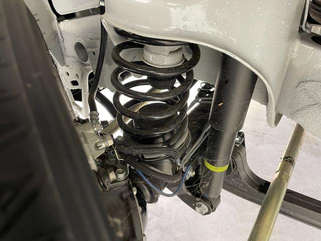 ジムニー ＸＣ　届出済未使用車　シートヒーター　デュアルセンサーブレーキサポート　ＬＥＤヘッドライト　純正１５インチアルミ　クルーズコントロール　コーナーセンサー　ヒルディセントコントロール　オートマチックハイビーム（78枚目）