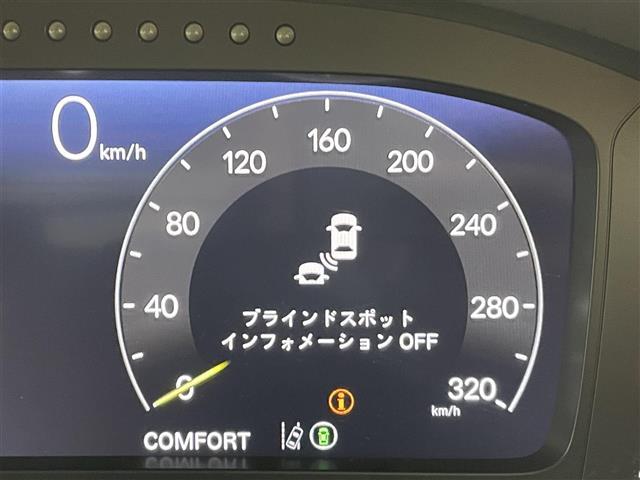 シビック タイプR 6速マニュアル 純正9インチナビ Bカメラ Bremboキャリパー リアウィング ホンダセンシング 純正19インチAW BSM LEDヘッドライト 衝突軽減ブレーキ クリアランスソナー ETC 禁煙車(9枚目)