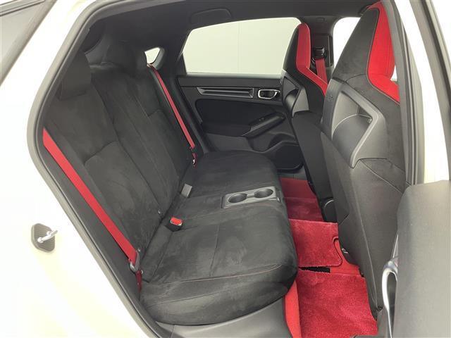 シビック タイプR 6速マニュアル 純正9インチナビ Bカメラ Bremboキャリパー リアウィング ホンダセンシング 純正19インチAW BSM LEDヘッドライト 衝突軽減ブレーキ クリアランスソナー ETC 禁煙車(31枚目)