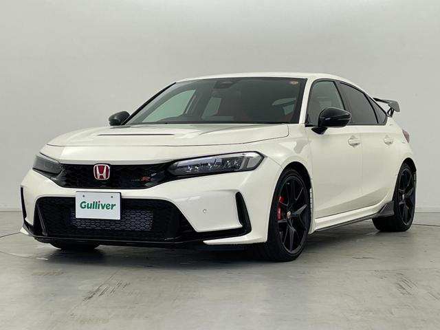 シビック タイプR 6速マニュアル 純正9インチナビ Bカメラ Bremboキャリパー リアウィング ホンダセンシング 純正19インチAW BSM LEDヘッドライト 衝突軽減ブレーキ クリアランスソナー ETC 禁煙車(52枚目)