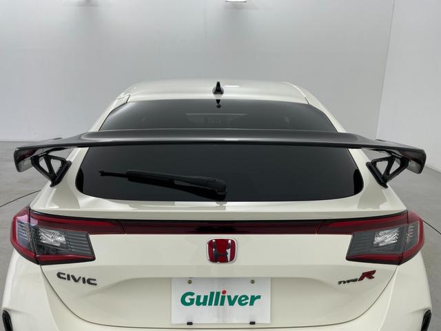 シビック タイプR 6速マニュアル 純正9インチナビ Bカメラ Bremboキャリパー リアウィング ホンダセンシング 純正19インチAW BSM LEDヘッドライト 衝突軽減ブレーキ クリアランスソナー ETC 禁煙車(69枚目)