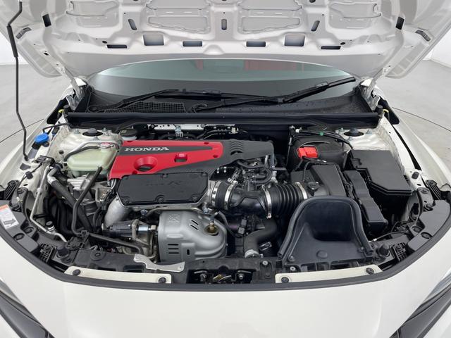 シビック タイプR 6速マニュアル 純正9インチナビ Bカメラ Bremboキャリパー リアウィング ホンダセンシング 純正19インチAW BSM LEDヘッドライト 衝突軽減ブレーキ クリアランスソナー ETC 禁煙車(79枚目)