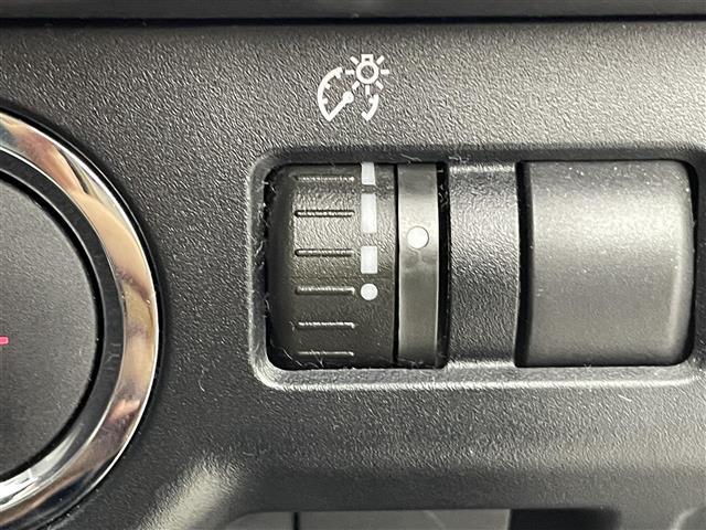 レヴォーグ １．６ＧＴ－Ｓアイサイト　ナビ　フルセグＴＶ　バックカメラ　ＥＴＣ　パドルシフト　パワーシート　全車速追従機能付クルーズコントロール　プリクラッシュブレーキ　レーンキープアシスト　プッシュスタート　ワンオーナー　４ＷＤ　禁煙車（26枚目）