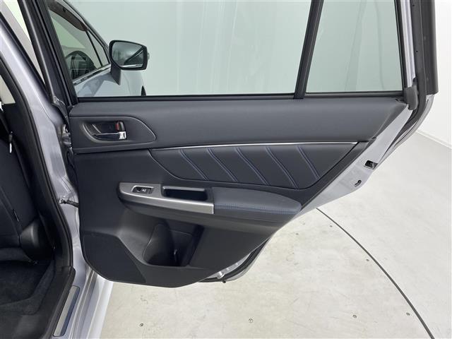 レヴォーグ １．６ＧＴ－Ｓアイサイト　ナビ　フルセグＴＶ　バックカメラ　ＥＴＣ　パドルシフト　パワーシート　全車速追従機能付クルーズコントロール　プリクラッシュブレーキ　レーンキープアシスト　プッシュスタート　ワンオーナー　４ＷＤ　禁煙車（41枚目）