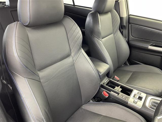 レヴォーグ １．６ＧＴ－Ｓアイサイト　純正ナビ　バックカメラ　黒本革シート　シートヒーター／ポジションメモリー機能付き　ＢＩＬＳＴＥＩＮ製ダンパー　サテンメッキドアミラー　アイサイトＶｅｒ３　４ＷＤ　スマートキー　ＬＥＤライナー　禁煙車（5枚目）