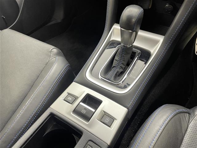 レヴォーグ １．６ＧＴ－Ｓアイサイト　純正ナビ　バックカメラ　黒本革シート　シートヒーター／ポジションメモリー機能付き　ＢＩＬＳＴＥＩＮ製ダンパー　サテンメッキドアミラー　アイサイトＶｅｒ３　４ＷＤ　スマートキー　ＬＥＤライナー　禁煙車（19枚目）