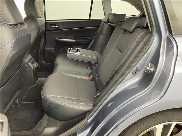 レヴォーグ １．６ＧＴ－Ｓアイサイト　純正ナビ　バックカメラ　黒本革シート　シートヒーター／ポジションメモリー機能付き　ＢＩＬＳＴＥＩＮ製ダンパー　サテンメッキドアミラー　アイサイトＶｅｒ３　４ＷＤ　スマートキー　ＬＥＤライナー　禁煙車（35枚目）