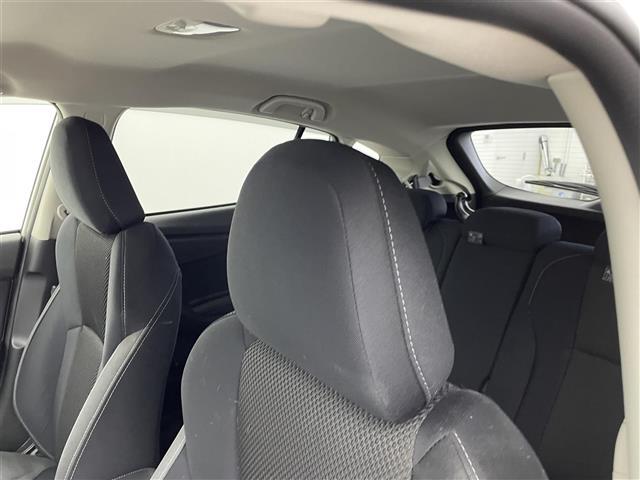 インプレッサスポーツ ２．０ｉ－Ｌアイサイト　７インチナビ　ＬＥＤヘッドランプ／フォグ　ステアリング連動ヘッドランプ　バックカメラ　純正ドライブレコーダー　プッシュスタート　スマートキー　４ＷＤ　パドルシフト　ＥＴＣ　革巻きステアリング　禁煙車（33枚目）