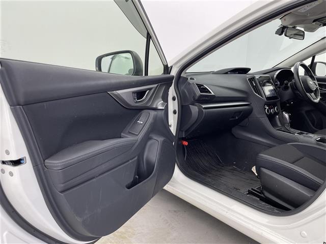 インプレッサスポーツ ２．０ｉ－Ｌアイサイト　７インチナビ　ＬＥＤヘッドランプ／フォグ　ステアリング連動ヘッドランプ　バックカメラ　純正ドライブレコーダー　プッシュスタート　スマートキー　４ＷＤ　パドルシフト　ＥＴＣ　革巻きステアリング　禁煙車（38枚目）