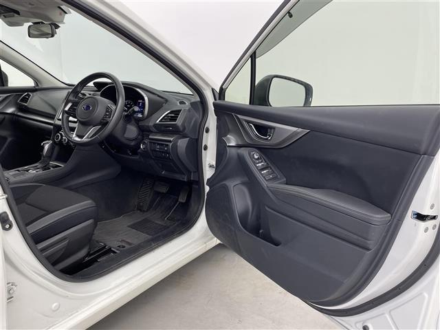 インプレッサスポーツ ２．０ｉ－Ｌアイサイト　７インチナビ　ＬＥＤヘッドランプ／フォグ　ステアリング連動ヘッドランプ　バックカメラ　純正ドライブレコーダー　プッシュスタート　スマートキー　４ＷＤ　パドルシフト　ＥＴＣ　革巻きステアリング　禁煙車（39枚目）