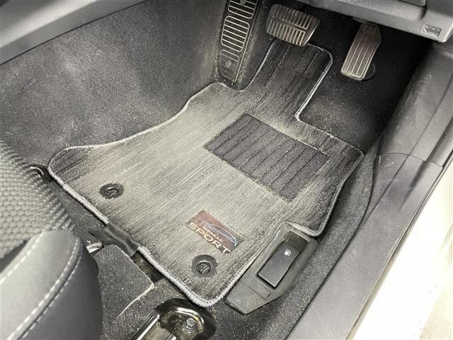 インプレッサスポーツ ２．０ｉ－Ｌアイサイト　７インチナビ　ＬＥＤヘッドランプ／フォグ　ステアリング連動ヘッドランプ　バックカメラ　純正ドライブレコーダー　プッシュスタート　スマートキー　４ＷＤ　パドルシフト　ＥＴＣ　革巻きステアリング　禁煙車（42枚目）