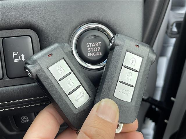 デリカD:5 シャモニー 登録済未使用車 純正12.8インチフリップダウンモニター アルパイン11インチナビ バックカメラ 両側パワースライドドア ハーフレザー シートヒーター e-Assist LEDヘッドライト 4WD(10枚目)