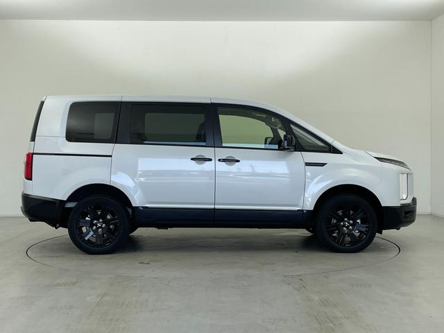 デリカD:5 シャモニー 登録済未使用車 純正12.8インチフリップダウンモニター アルパイン11インチナビ バックカメラ 両側パワースライドドア ハーフレザー シートヒーター e-Assist LEDヘッドライト 4WD(45枚目)
