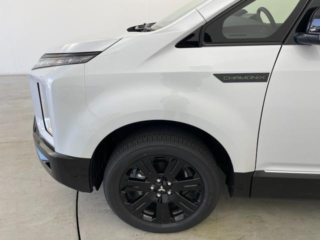 デリカD:5 シャモニー 登録済未使用車 純正12.8インチフリップダウンモニター アルパイン11インチナビ バックカメラ 両側パワースライドドア ハーフレザー シートヒーター e-Assist LEDヘッドライト 4WD(63枚目)