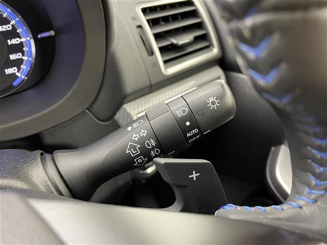 レヴォーグ １．６ＧＴ－Ｓアイサイト　ＳＤナビ　バックカメラ　アイサイト　全車速追従クルーズコントロール　パワーシート　パドルシフト　ＬＥＤヘッドライト　オートライト　フォグランプ　純正ビルシュタインサスペンション　ＥＴＣ　４ＷＤ　禁煙車（14枚目）