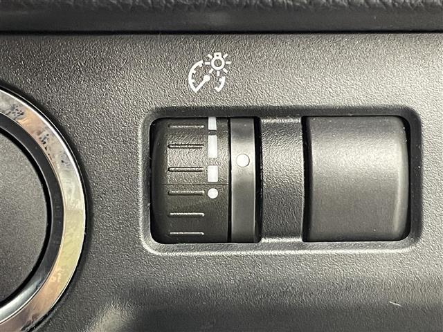 レヴォーグ １．６ＧＴ－Ｓアイサイト　ＳＤナビ　バックカメラ　アイサイト　全車速追従クルーズコントロール　パワーシート　パドルシフト　ＬＥＤヘッドライト　オートライト　フォグランプ　純正ビルシュタインサスペンション　ＥＴＣ　４ＷＤ　禁煙車（21枚目）