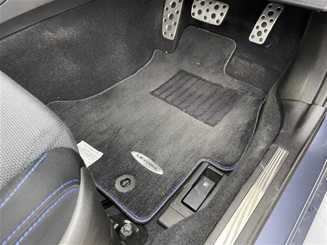レヴォーグ １．６ＧＴ－Ｓアイサイト　ＳＤナビ　バックカメラ　アイサイト　全車速追従クルーズコントロール　パワーシート　パドルシフト　ＬＥＤヘッドライト　オートライト　フォグランプ　純正ビルシュタインサスペンション　ＥＴＣ　４ＷＤ　禁煙車（42枚目）