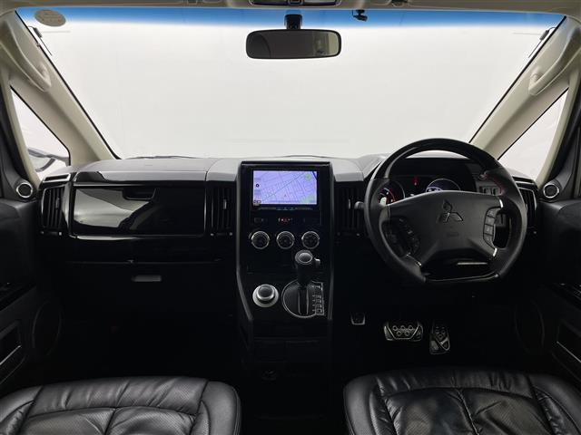 デリカD:5 D パワーパッケージ 運転席パワーシート 8インチSDナビ フリップダウンモニター バックカメラ 電動リアゲート 両側パワースライドドア シートヒーター MTモード付AT HIDヘッドライト ETC スマートキー 4WD(2枚目)