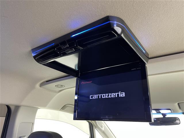 デリカD:5 D パワーパッケージ 運転席パワーシート 8インチSDナビ フリップダウンモニター バックカメラ 電動リアゲート 両側パワースライドドア シートヒーター MTモード付AT HIDヘッドライト ETC スマートキー 4WD(3枚目)