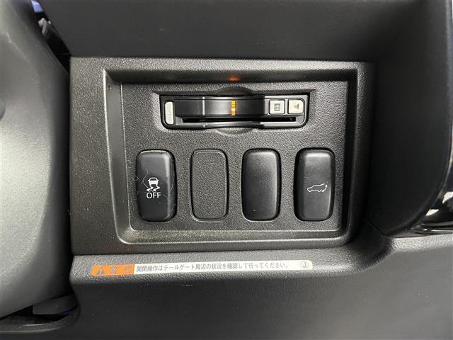 デリカD:5 D パワーパッケージ 運転席パワーシート 8インチSDナビ フリップダウンモニター バックカメラ 電動リアゲート 両側パワースライドドア シートヒーター MTモード付AT HIDヘッドライト ETC スマートキー 4WD(22枚目)