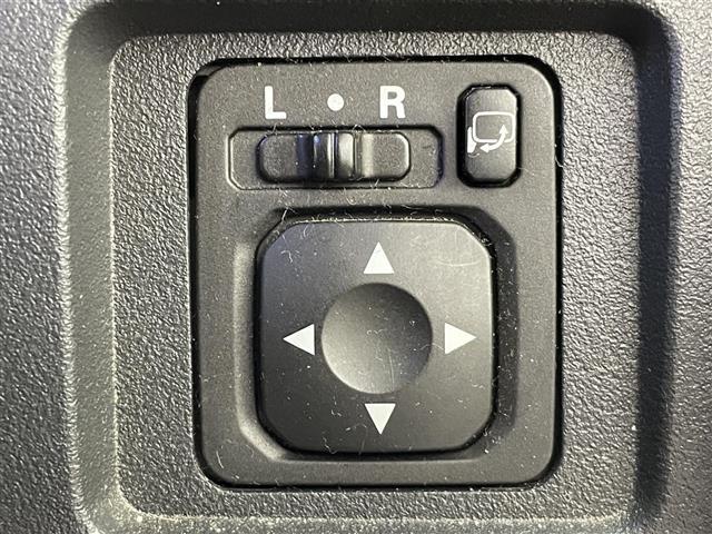 デリカD:5 D パワーパッケージ 運転席パワーシート 8インチSDナビ フリップダウンモニター バックカメラ 電動リアゲート 両側パワースライドドア シートヒーター MTモード付AT HIDヘッドライト ETC スマートキー 4WD(23枚目)