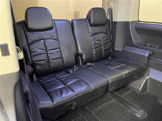 デリカD:5 D パワーパッケージ 運転席パワーシート 8インチSDナビ フリップダウンモニター バックカメラ 電動リアゲート 両側パワースライドドア シートヒーター MTモード付AT HIDヘッドライト ETC スマートキー 4WD(31枚目)