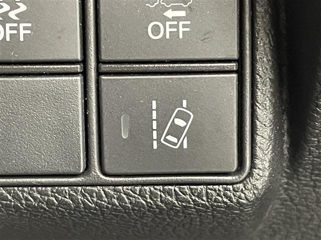 シビック ハッチバック 6速MT 純正7インチナビ 純正前後ドライブレコーダー バックカメラ ホンダセンシング 純正ビルトインETC2.0 衝突被害軽減ブレーキ 車線逸脱警報システム 前席シートヒーター ワンオーナー 禁煙車(12枚目)