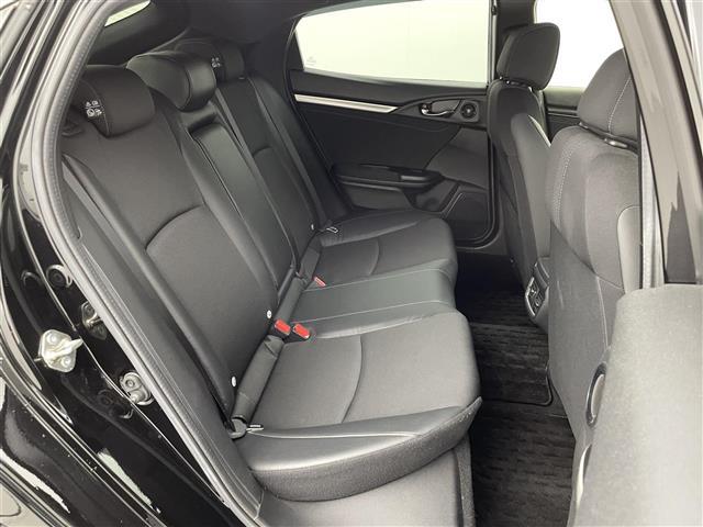 シビック ハッチバック 6速MT 純正7インチナビ 純正前後ドライブレコーダー バックカメラ ホンダセンシング 純正ビルトインETC2.0 衝突被害軽減ブレーキ 車線逸脱警報システム 前席シートヒーター ワンオーナー 禁煙車(31枚目)