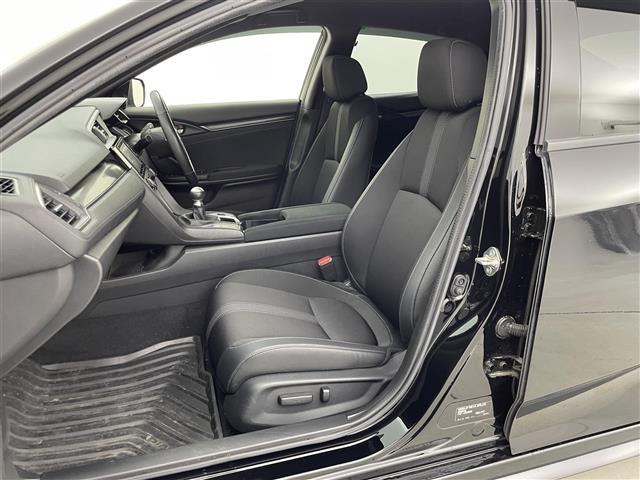 シビック ハッチバック 6速MT 純正7インチナビ 純正前後ドライブレコーダー バックカメラ ホンダセンシング 純正ビルトインETC2.0 衝突被害軽減ブレーキ 車線逸脱警報システム 前席シートヒーター ワンオーナー 禁煙車(33枚目)