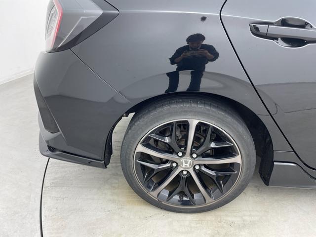 シビック ハッチバック 6速MT 純正7インチナビ 純正前後ドライブレコーダー バックカメラ ホンダセンシング 純正ビルトインETC2.0 衝突被害軽減ブレーキ 車線逸脱警報システム 前席シートヒーター ワンオーナー 禁煙車(59枚目)