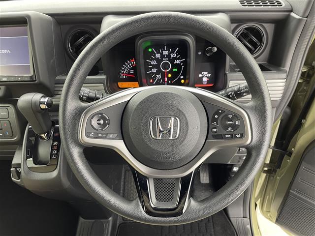 最新ナビ（フルセグ・ワンセグ・ＤＶＤ再生）・カロッツェリア・アルパイン・イクリプスのカーナビを取扱しており、バックカメラ（バックモニター）・後席モニター（フリップダウンモニター）の取付も可能です。