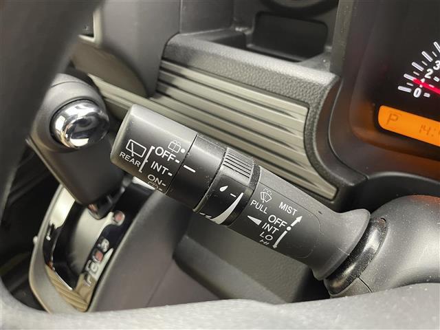 弊社で販売する電装品を取付可能です。他社様での電装品購入、取付けに関しましては、スタッフにご相談ください。お断りさせていただく場合もございますので、あらかじめご了承ください。