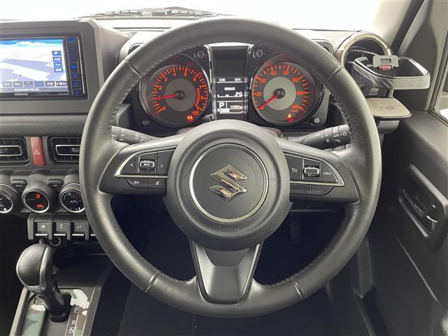 ジムニー ＸＣ　前後ＡＰＩＯ製バンパー　社外マフラー　リフトアップ　マッドタイヤ　ブラックルーフ　ＳＤナビ　シートヒーター　クルコン　ＭＴモード付ＡＴ　レーンキープ　ダウンヒルアシスト　ドライブレコーダー　４ＷＤ（23枚目）