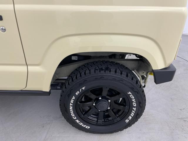 ジムニー ＸＣ　前後ＡＰＩＯ製バンパー　社外マフラー　リフトアップ　マッドタイヤ　ブラックルーフ　ＳＤナビ　シートヒーター　クルコン　ＭＴモード付ＡＴ　レーンキープ　ダウンヒルアシスト　ドライブレコーダー　４ＷＤ（66枚目）