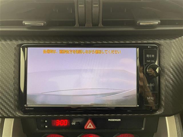 ８６ ＧＴ　純正ナビ　バックカメラ　ドライブレコーダー　パドルシフト　純正１７インチアルミホイール　スマートキー　プッシュスタート　Ｂｌｕｅｔｏｏｔｈ　ＨＩＤヘッドライト　オートライト　Ｆフォグ　ＥＴＣ　禁煙車（4枚目）