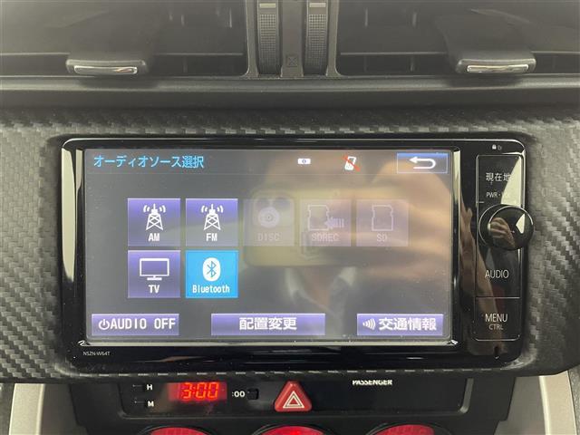 ８６ ＧＴ　純正ナビ　バックカメラ　ドライブレコーダー　パドルシフト　純正１７インチアルミホイール　スマートキー　プッシュスタート　Ｂｌｕｅｔｏｏｔｈ　ＨＩＤヘッドライト　オートライト　Ｆフォグ　ＥＴＣ　禁煙車（5枚目）