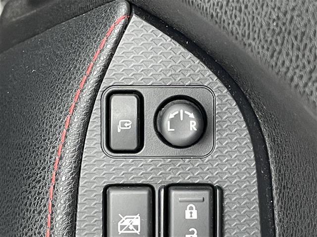 ８６ ＧＴ　純正ナビ　バックカメラ　ドライブレコーダー　パドルシフト　純正１７インチアルミホイール　スマートキー　プッシュスタート　Ｂｌｕｅｔｏｏｔｈ　ＨＩＤヘッドライト　オートライト　Ｆフォグ　ＥＴＣ　禁煙車（13枚目）