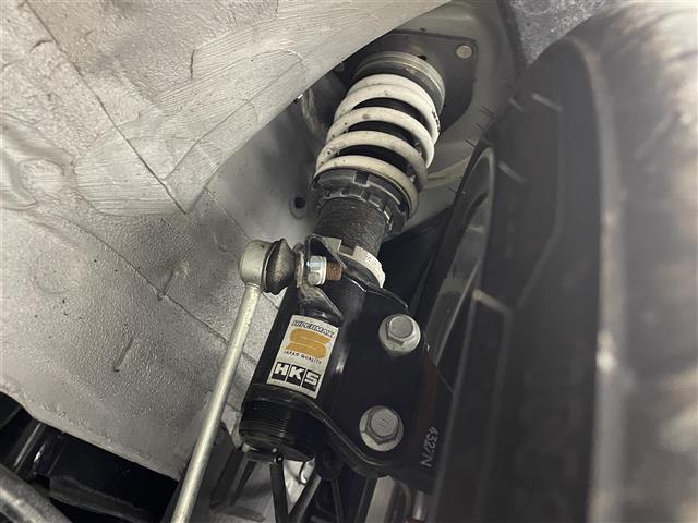 ＢＲＺ ＳＴＩ　スポーツ　純正９インチナビ　Ｂｒｅｍｂｏキャリパー　ＳＴＩフルエアロ　ＢＢＳアルミホイール　ＨＫＳマフラー　ＨＫＳエアクリーナー　ＨＫＳ車高調　アイサイト　バックカメラ　ドライブレコーダー　ＥＴＣ２．０　禁煙車（5枚目）