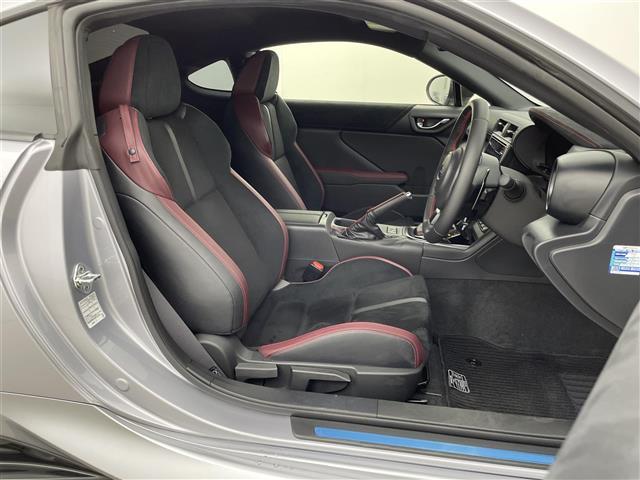 ＢＲＺ ＳＴＩ　スポーツ　純正９インチナビ　Ｂｒｅｍｂｏキャリパー　ＳＴＩフルエアロ　ＢＢＳアルミホイール　ＨＫＳマフラー　ＨＫＳエアクリーナー　ＨＫＳ車高調　アイサイト　バックカメラ　ドライブレコーダー　ＥＴＣ２．０　禁煙車（29枚目）