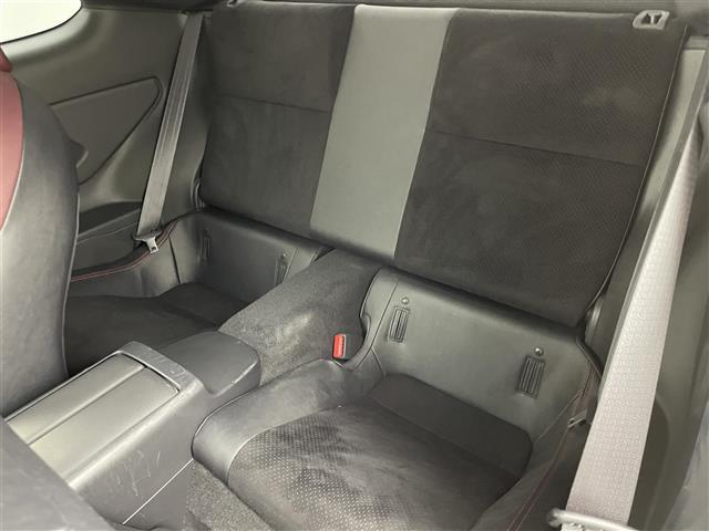 ＢＲＺ ＳＴＩ　スポーツ　純正９インチナビ　Ｂｒｅｍｂｏキャリパー　ＳＴＩフルエアロ　ＢＢＳアルミホイール　ＨＫＳマフラー　ＨＫＳエアクリーナー　ＨＫＳ車高調　アイサイト　バックカメラ　ドライブレコーダー　ＥＴＣ２．０　禁煙車（37枚目）