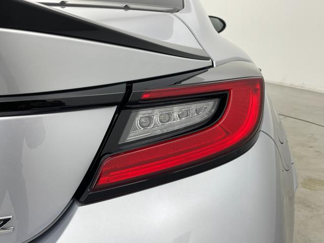 ＢＲＺ ＳＴＩ　スポーツ　純正９インチナビ　Ｂｒｅｍｂｏキャリパー　ＳＴＩフルエアロ　ＢＢＳアルミホイール　ＨＫＳマフラー　ＨＫＳエアクリーナー　ＨＫＳ車高調　アイサイト　バックカメラ　ドライブレコーダー　ＥＴＣ２．０　禁煙車（71枚目）