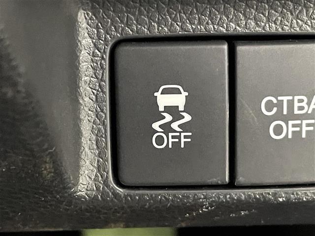 S660 α クルーズコントロール シティブレーキアクティブシステム ETC 純正AW 純正フロアマット プッシュスタート 横滑り防止装置 USB コーナーセンサー スマートキー 盗難防止装置 オートライト 禁煙車(6枚目)