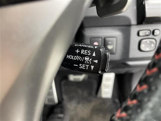 マークＸ ２５０ＲＤＳ　純正７インチナビ　ＭＴモード付ＡＴ　クリアランスソナー　レーンキープアシスト　バックカメラ　プリクラッシュセーフティ　ハーフレザーシート　シートヒーター　オートマチックハイビーム　純正ＥＴＣ　禁煙車（11枚目）