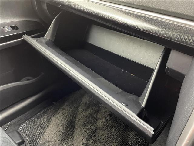 マークＸ ２５０ＲＤＳ　純正７インチナビ　ＭＴモード付ＡＴ　クリアランスソナー　レーンキープアシスト　バックカメラ　プリクラッシュセーフティ　ハーフレザーシート　シートヒーター　オートマチックハイビーム　純正ＥＴＣ　禁煙車（24枚目）