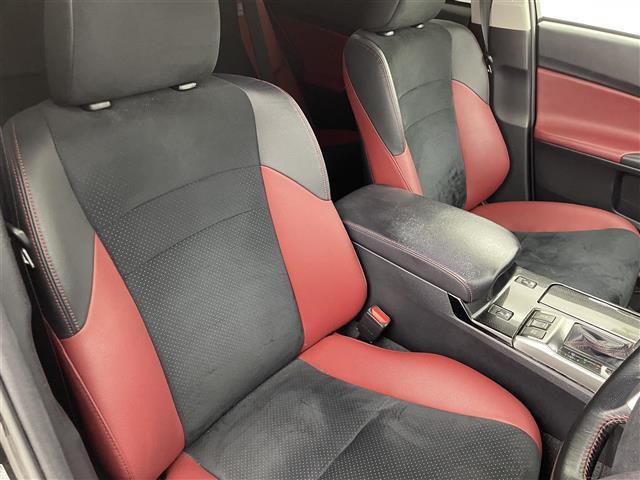 マークＸ ２５０ＲＤＳ　純正７インチナビ　ＭＴモード付ＡＴ　クリアランスソナー　レーンキープアシスト　バックカメラ　プリクラッシュセーフティ　ハーフレザーシート　シートヒーター　オートマチックハイビーム　純正ＥＴＣ　禁煙車（30枚目）